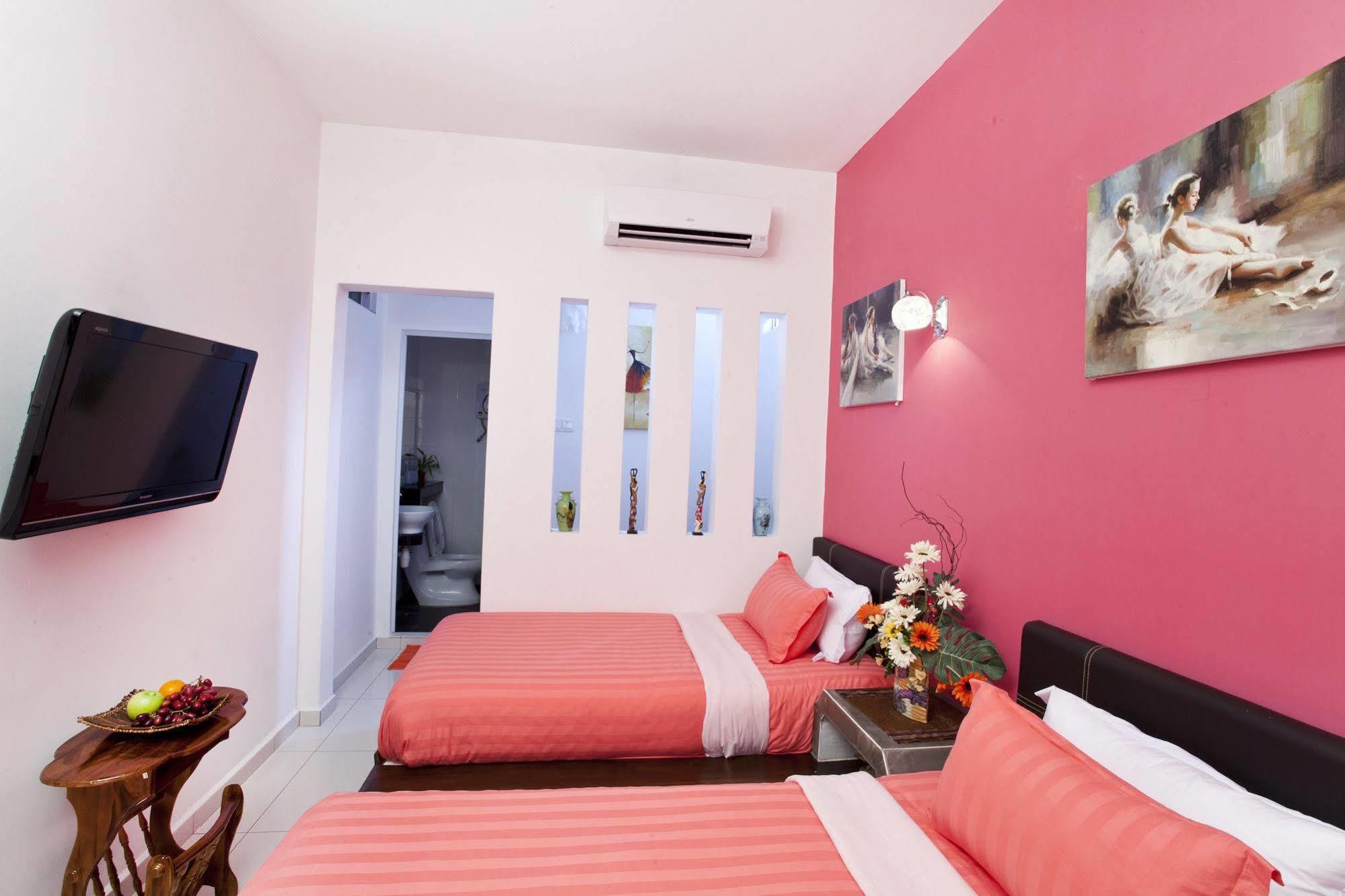 Oyo 90855 Vince Villa Bukit Mertajam Exterior foto